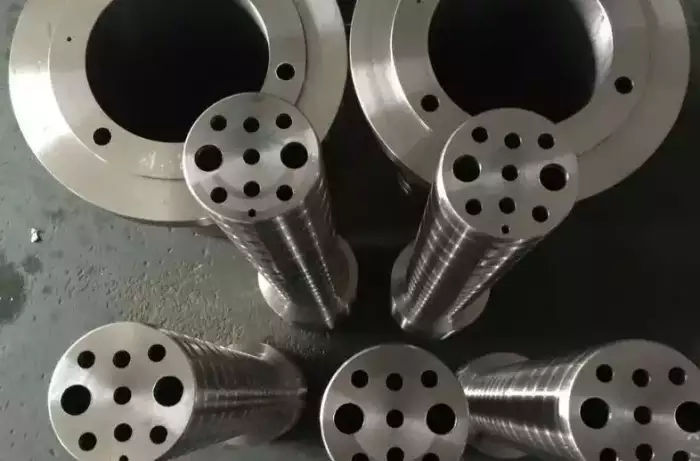 深孔鉆出的內孔表面粗糙度高怎么辦？